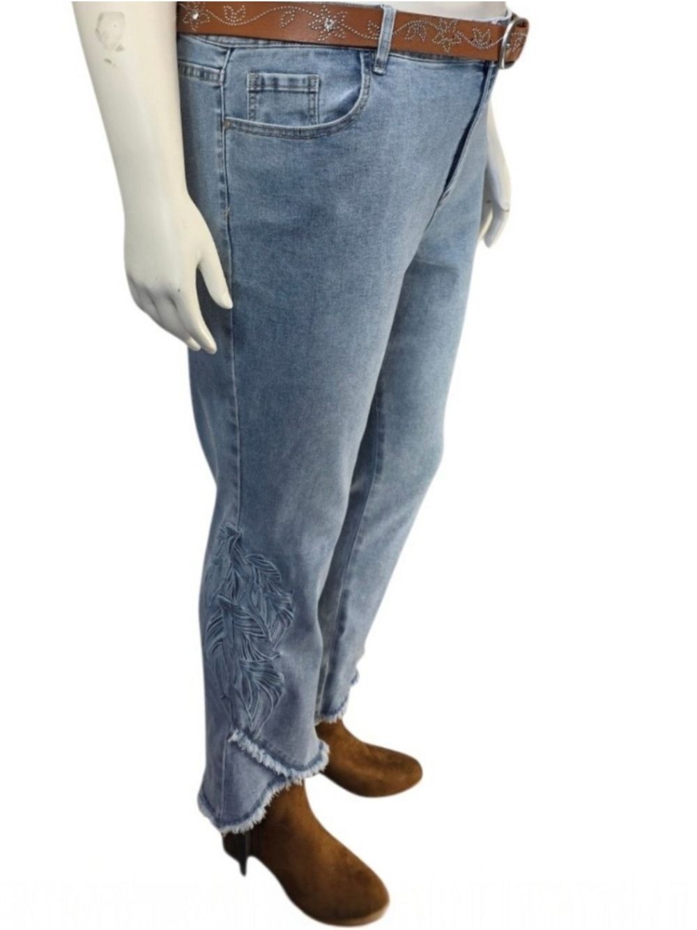 Charlie B Tulip Embroidered Bootcut Jeans 18 Boho Coastal - Picture 2 of 10